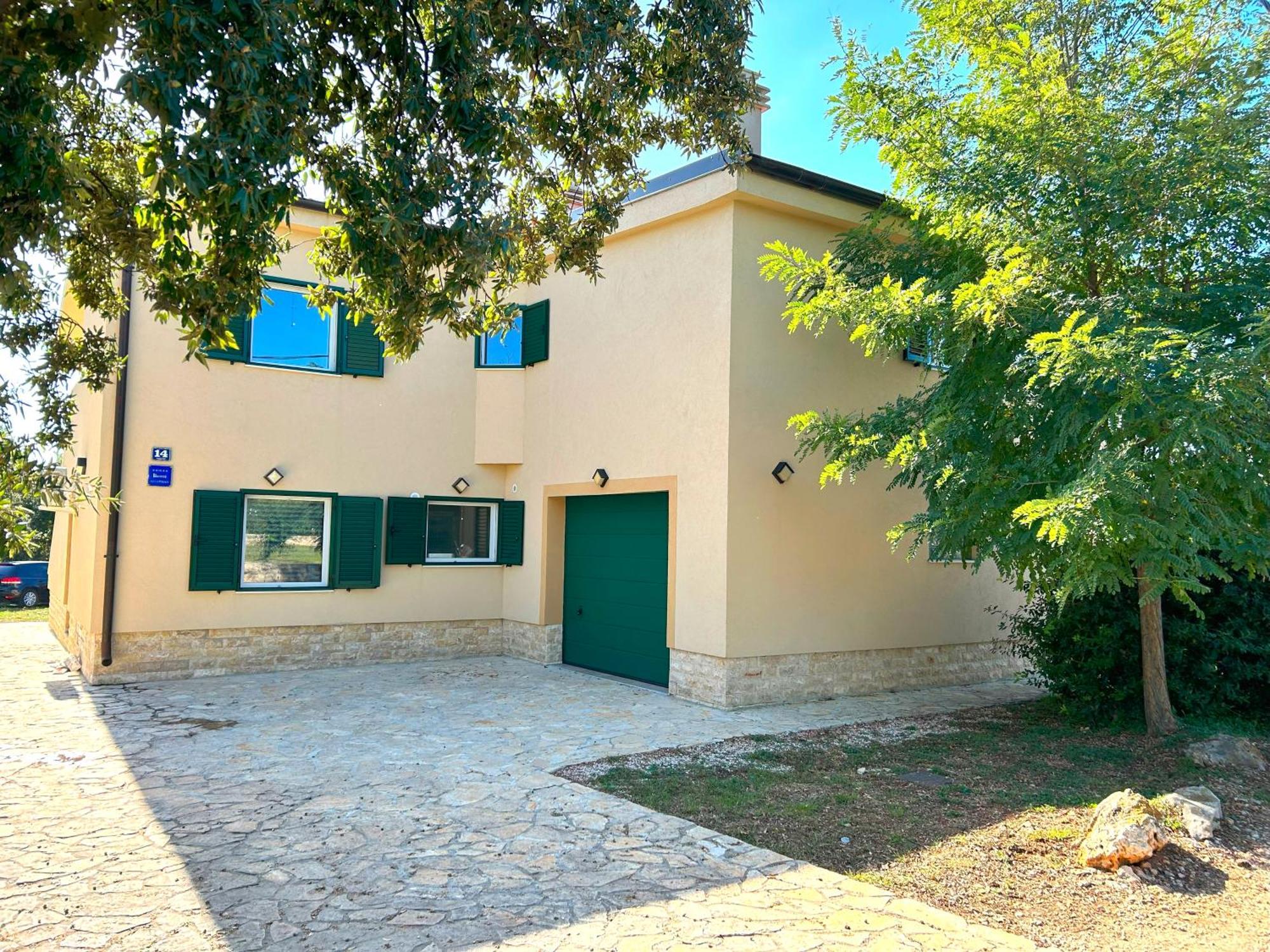 Apartment Novak Vir Exteriör bild